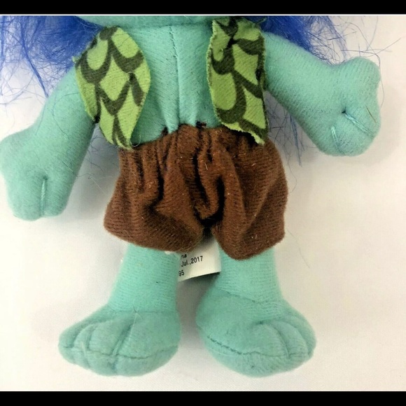 Dreamworks Hasbro Troll Smiling Branch Hug Doll - Picture 5 of 8